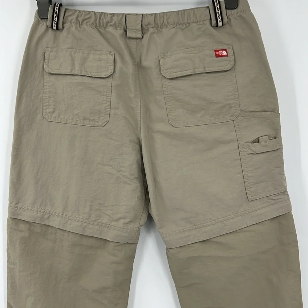 The North Face transformer 2 in 1 cargo khaki pants SZ M